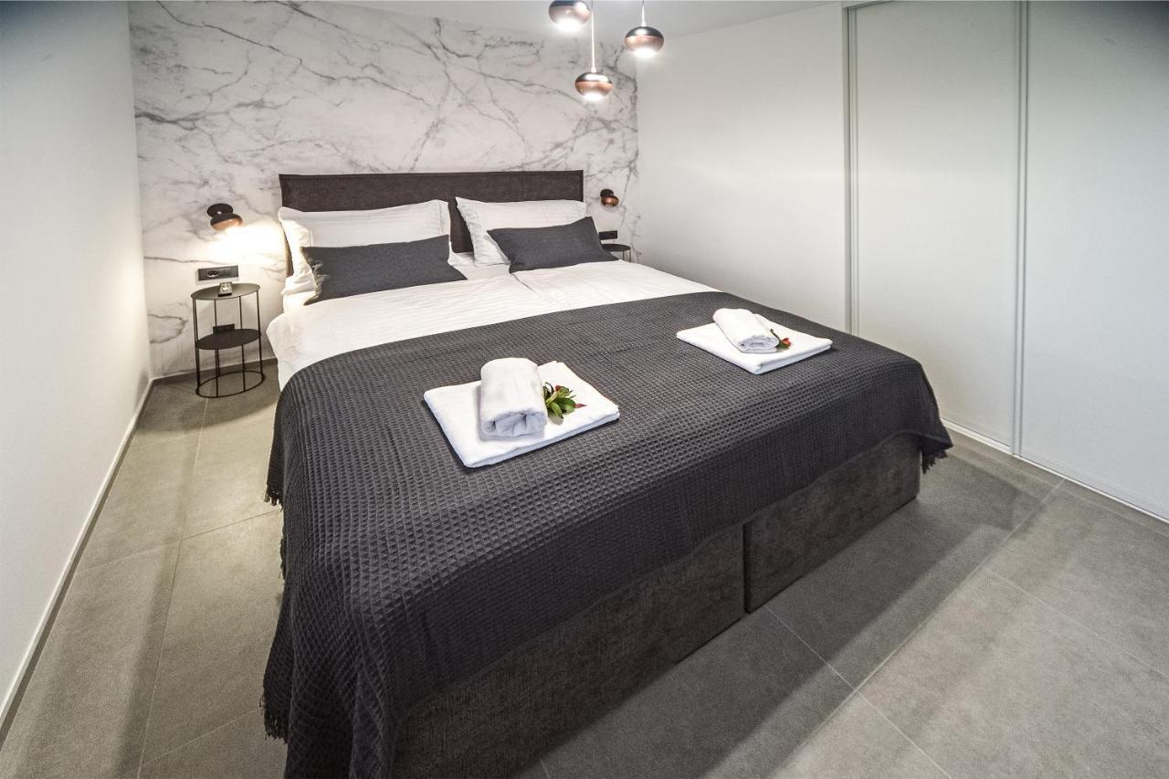 Cube Residence Kastela Luaran gambar