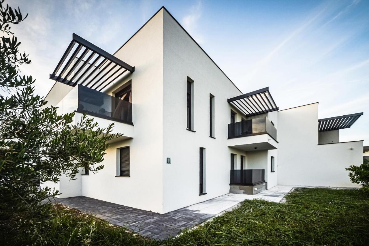 Cube Residence Kastela Luaran gambar