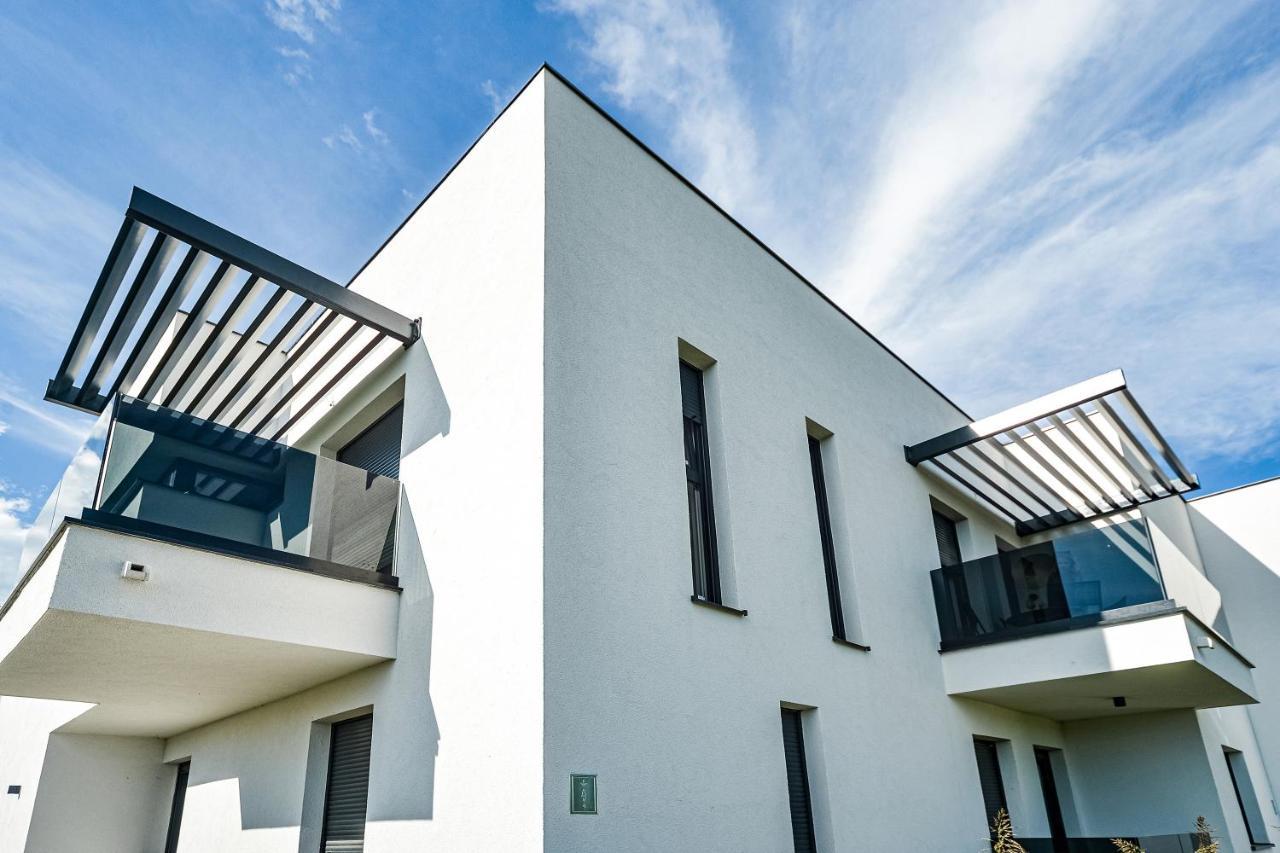 Cube Residence Kastela Luaran gambar