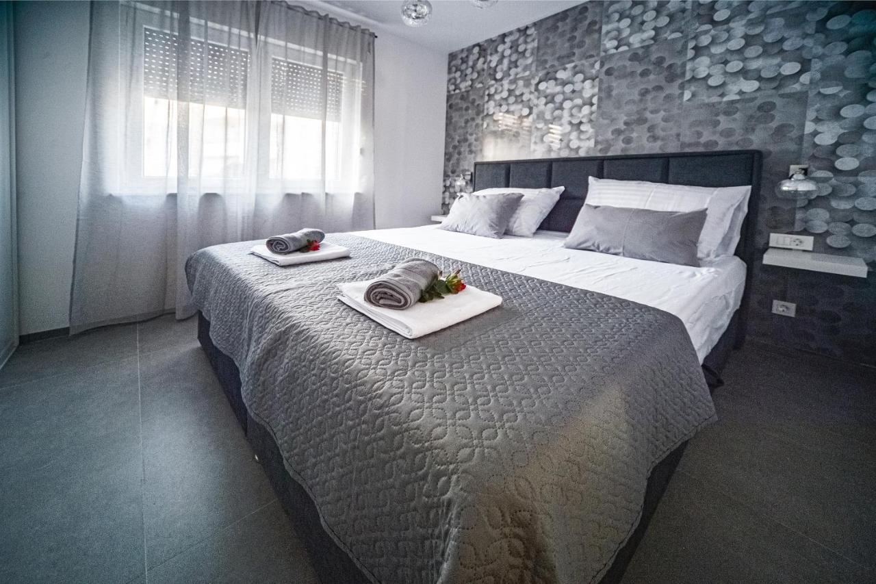 Cube Residence Kastela Luaran gambar