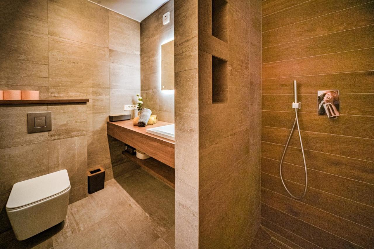 Cube Residence Kastela Luaran gambar