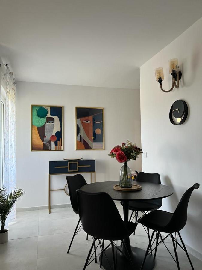 Cube Residence Kastela Luaran gambar