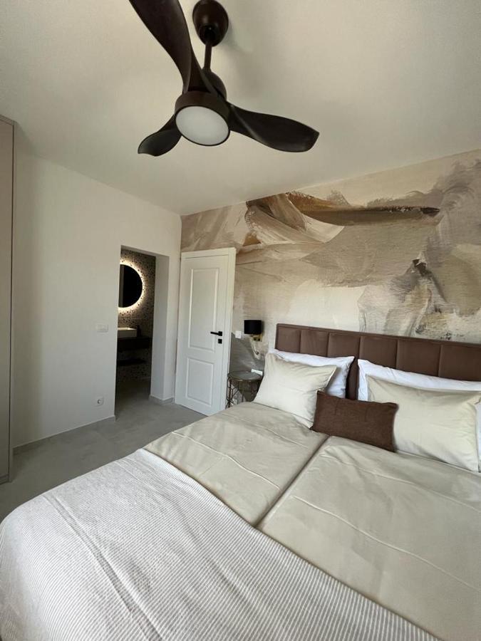 Cube Residence Kastela Luaran gambar